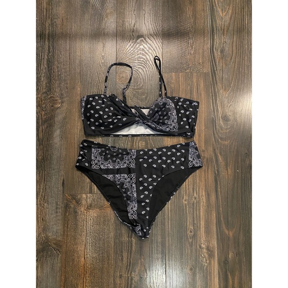 NWOT-SHEIN 3X PLUS Paisley Print Knot Bikini Swimsuit - Picture 5 of 6